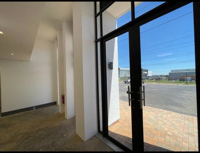 INDUSTRIAL PROPERTY TO RENT IN ECO PARK ESTATE